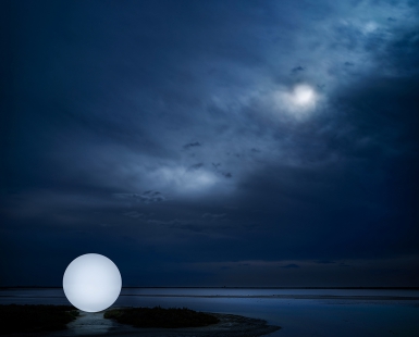 Quantum Moon