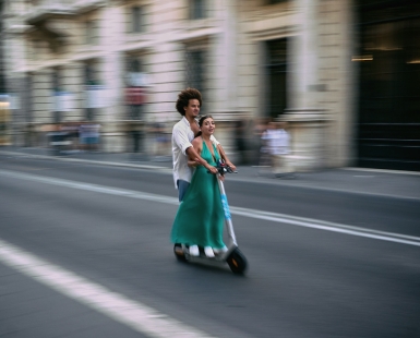 Scooter in love
