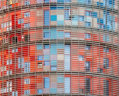 AbstrActure
